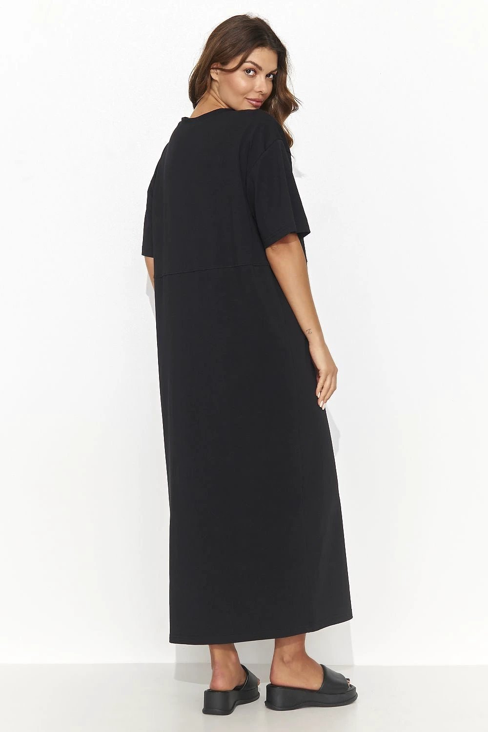Numinou Daydress With Front Slit And Gold Waist Plate by Numinou