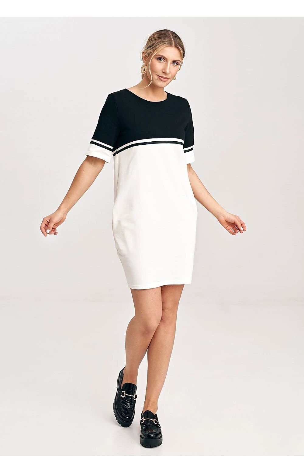 Figl Daydress - Versatile Cotton Mini Dress with Short Sleeves, Pockets, and Belt for Work Wear by Figl