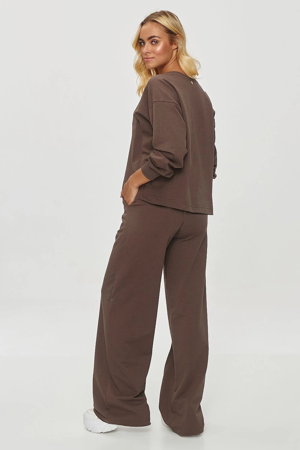 Makadamia Set Makadamia - Comfortable Brown Cotton Tracksuit for Women's Casual Wear by Makadamia