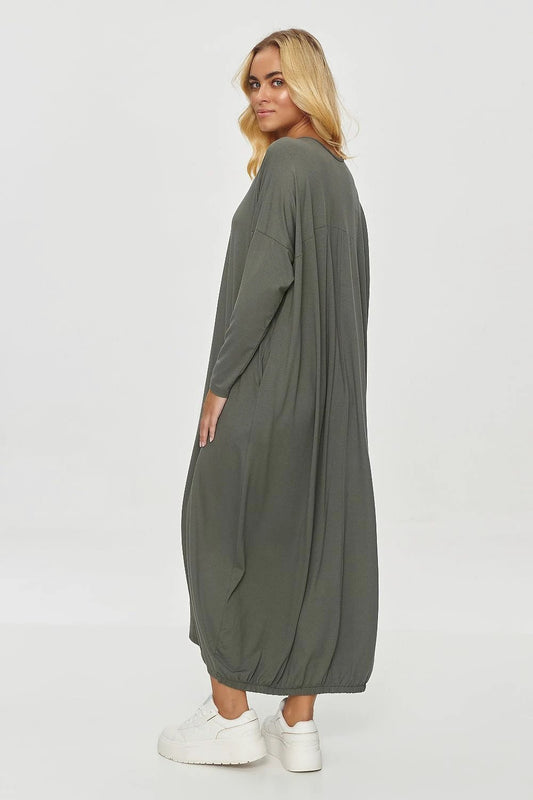 Makadamia Daydress Makadamia - Oversized Loose Cut for Comfort and Style in Black Viscose by Makadamia