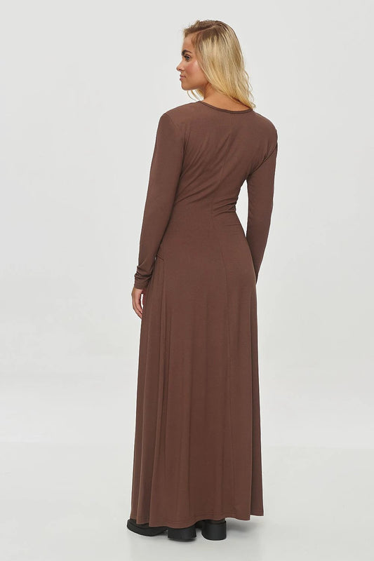 Makadamia Daydress Makadamia - Elegant Fitted Viscose Dress with Waist Emphasis by Makadamia