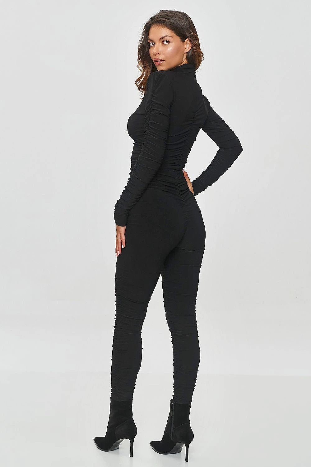 Makadamia Set Makadamia - Elegant Black Tailored Women's Pants Set with Tapered Trousers by Makadamia