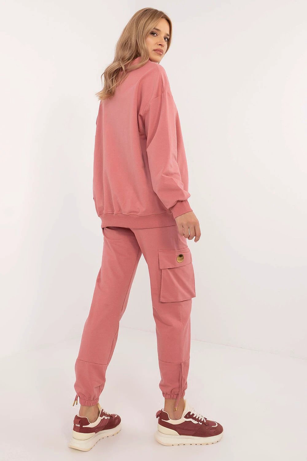 Factory Stylish Tracksuit Set - Comfortable Cotton Blend for Flexibility and Breathability in Active Wear by Factory Price
