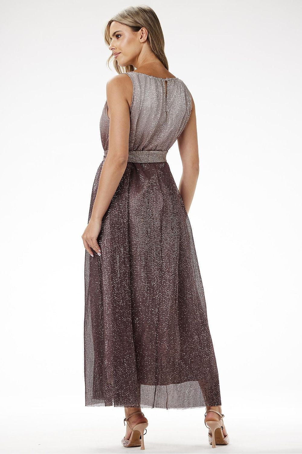 Long dress model 204240 awama