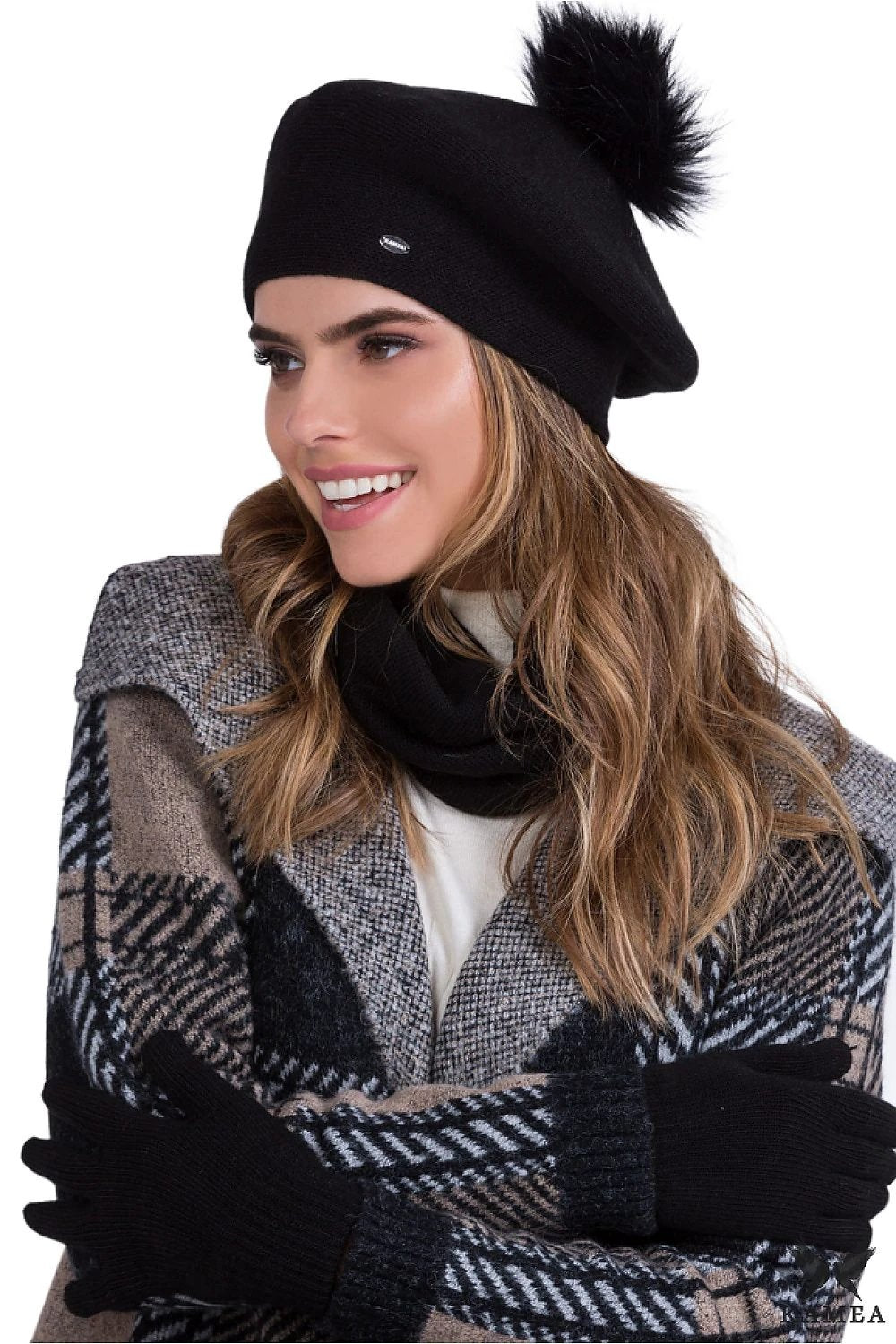 Beret Kamea by Kamea