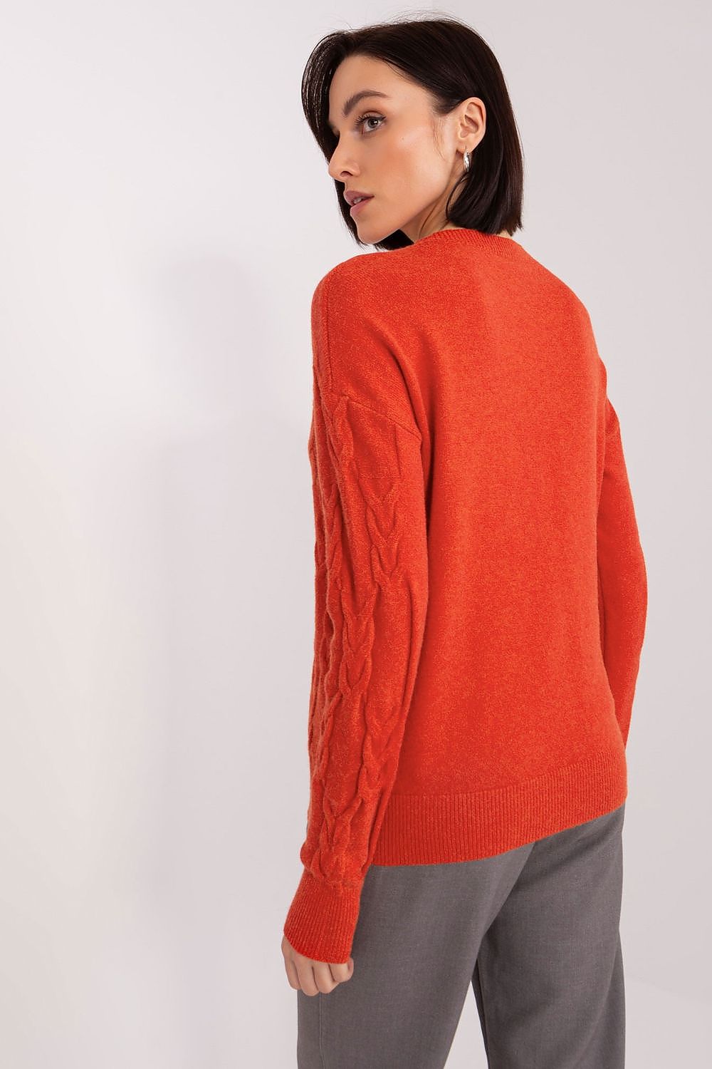 Jumper model 208300 AT