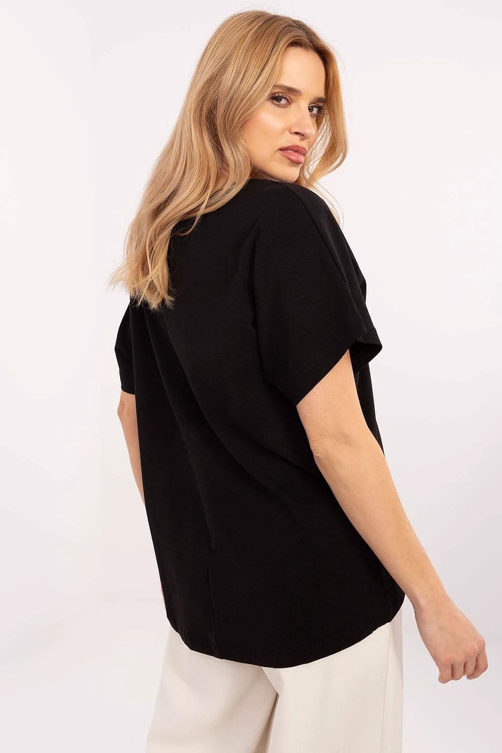 Blouse Factory Women's Oversize Cotton Blouse - Soft Comfortable Fabric for Everyday Casual Wear by Factory Price