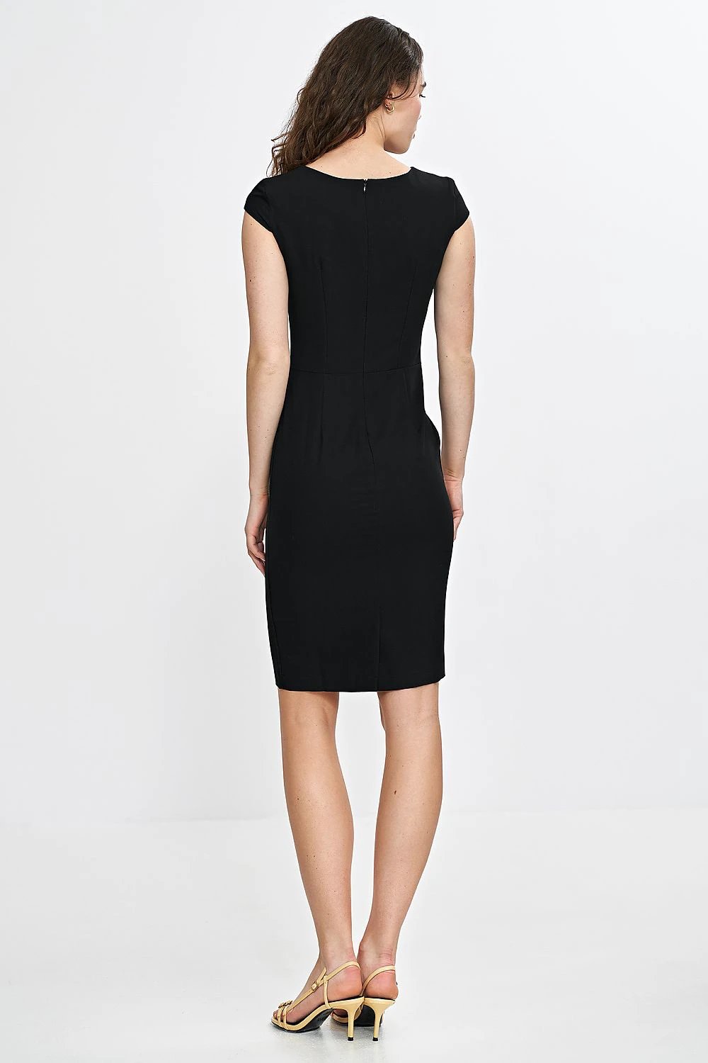Nife Daydress - Elegant Fitted Knee-Length Dress with Round Neckline and Cap Sleeves by Nife