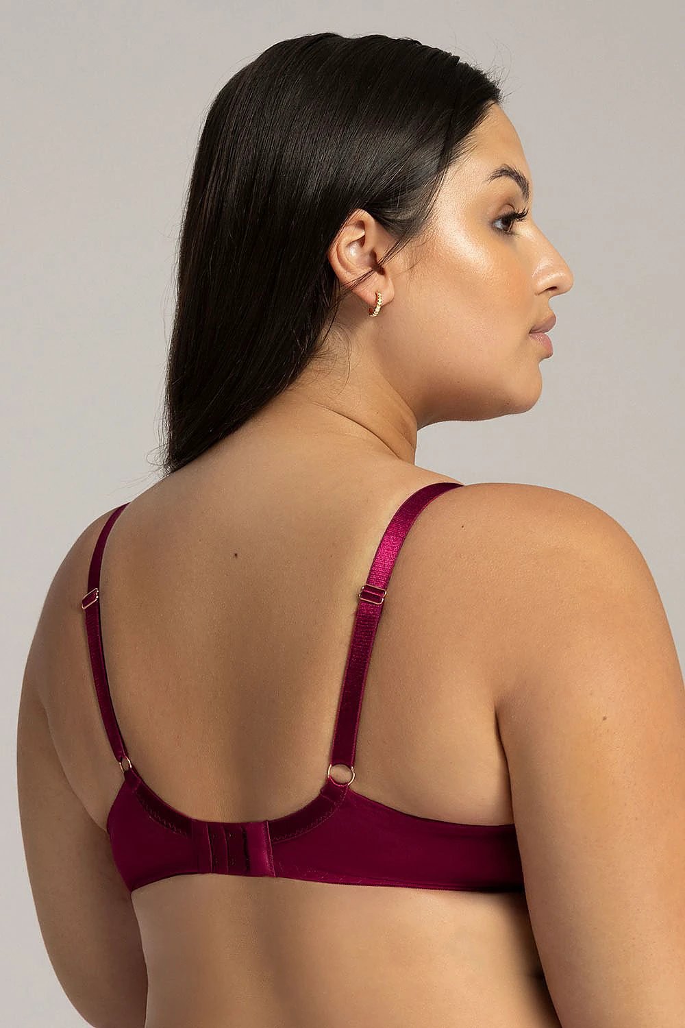 Axami Semi-Soft Bra - Stylish and Comfortable Microfiber Support for Fuller Busts by Axami