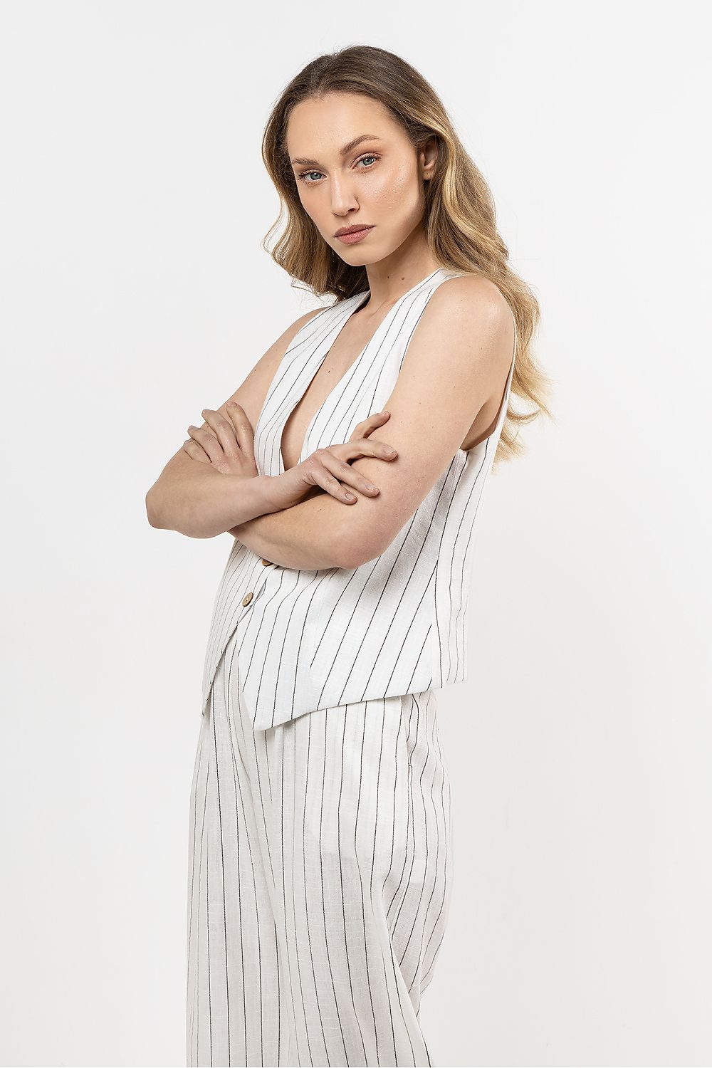 Gilet model 212180 awama