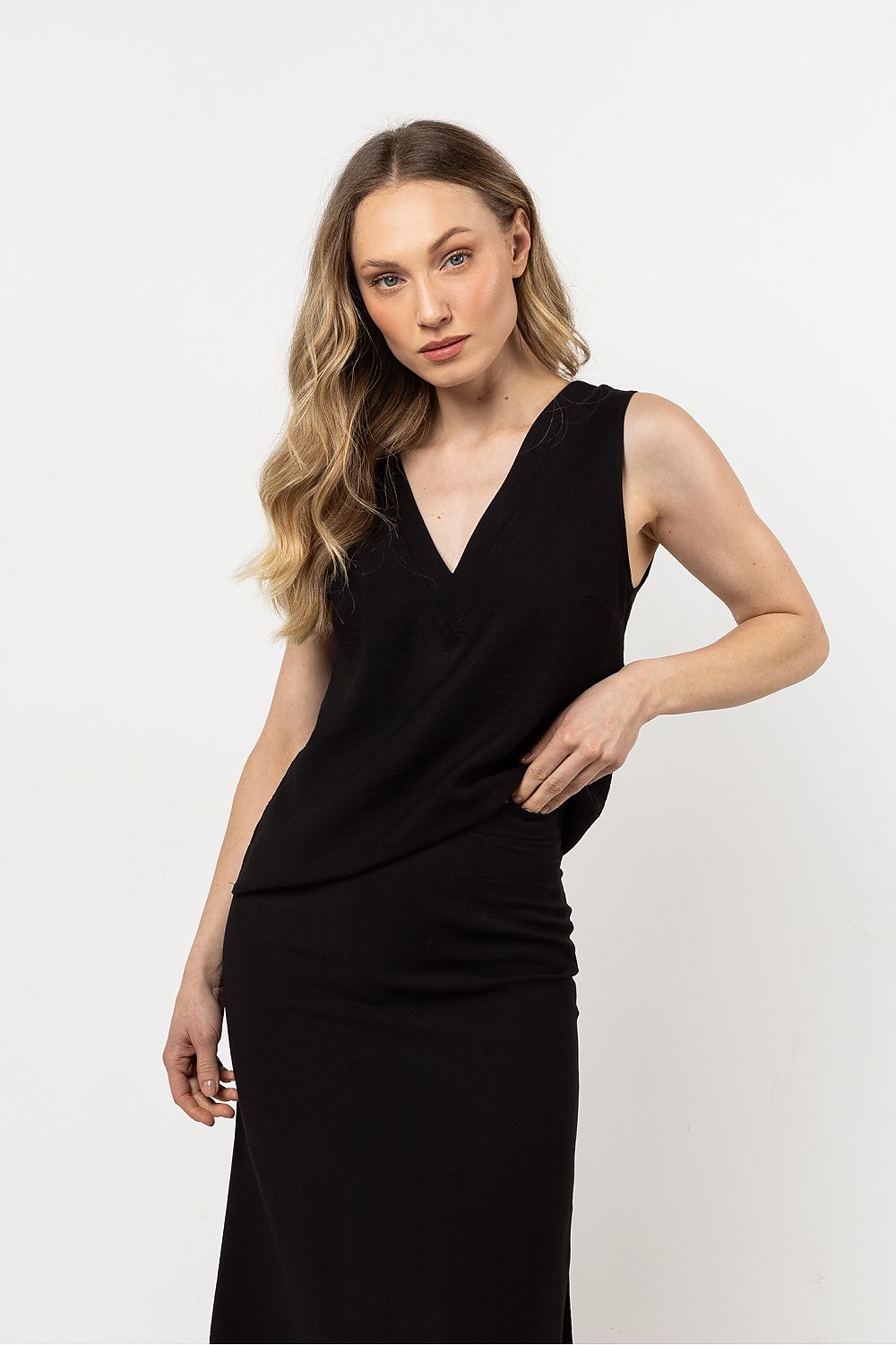 Blouse model 212206 awama