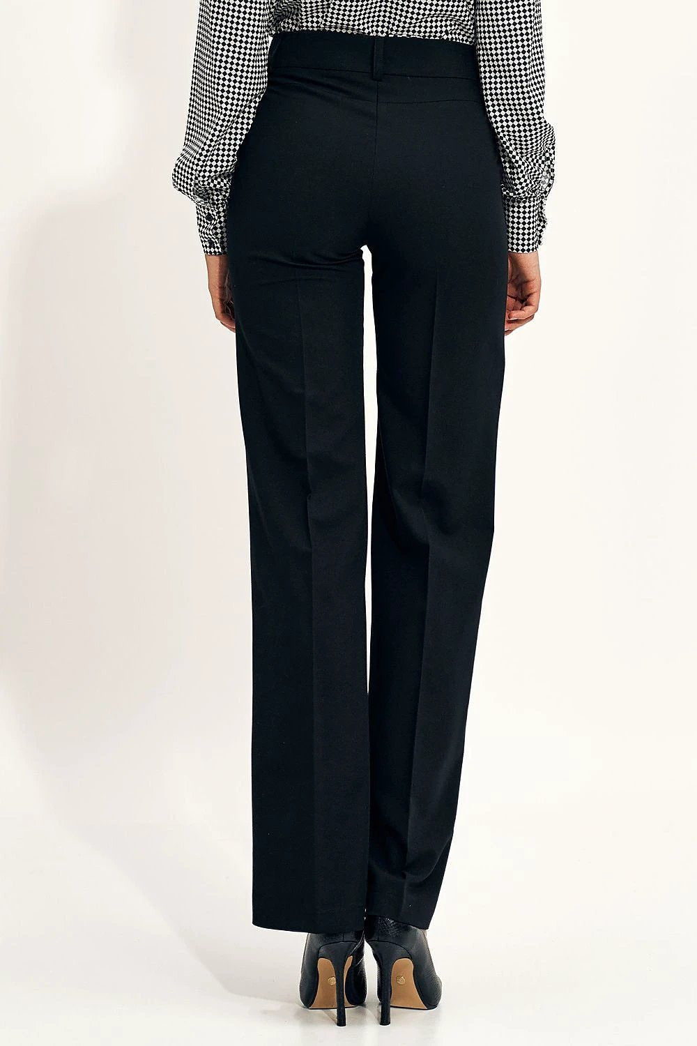 Nife Women's Wide Leg High-Waist Trousers - Elegant Design for an Elongated Silhouette by Nife