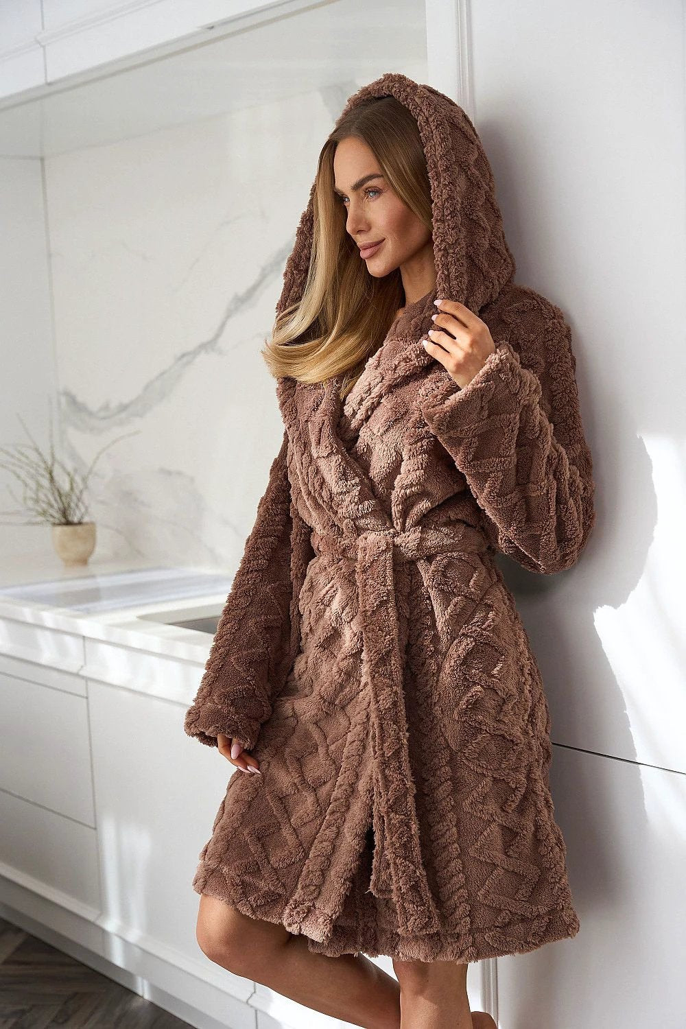 L&L Collection Bathrobe - Soft 100% Polyester for Comfortable Fit in EU and US Sizes S to XL by L&L collection