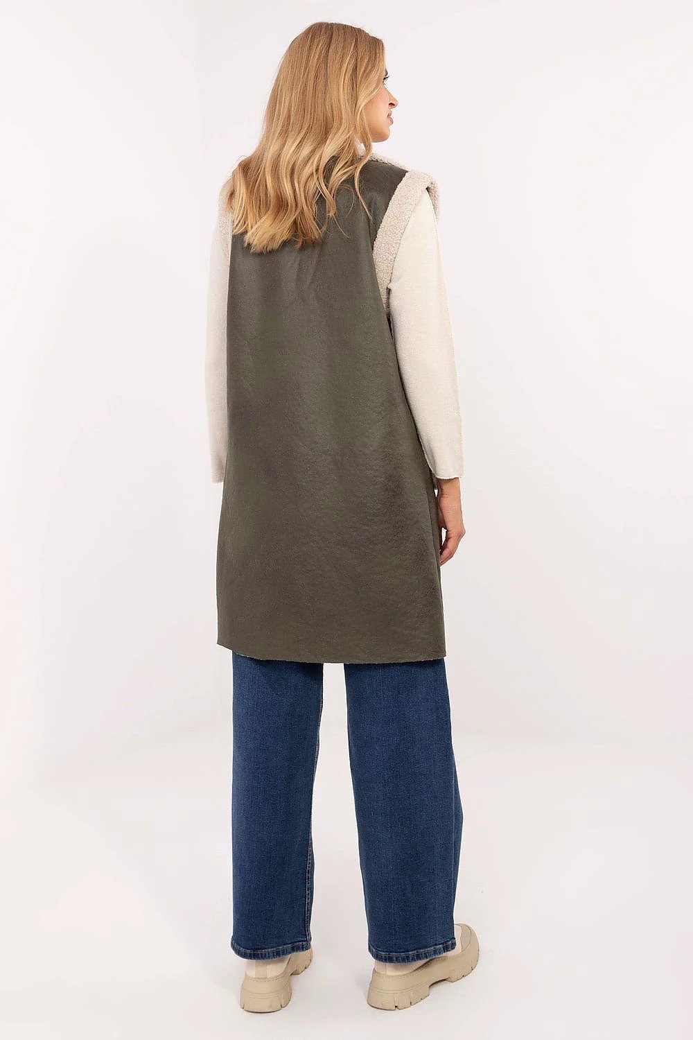 Gilet Factory Women's Faux Fur Vest - Lightweight Comfort for Autumn Layers by Factory Price