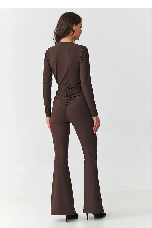 Makadamia Set Makadamia - Elegant Comfortable Women's Ribbed Blouse and Flared Pants in Beige by Makadamia