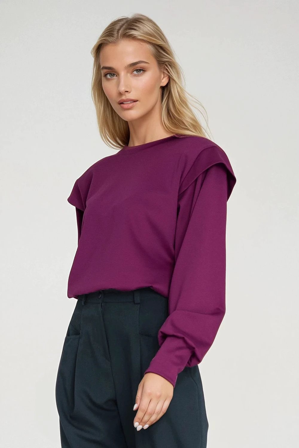 Nife Women's Oversized Sweatshirt - Comfortable and Stylish Design with Round Neckline and Dropped Shoulders by Nife