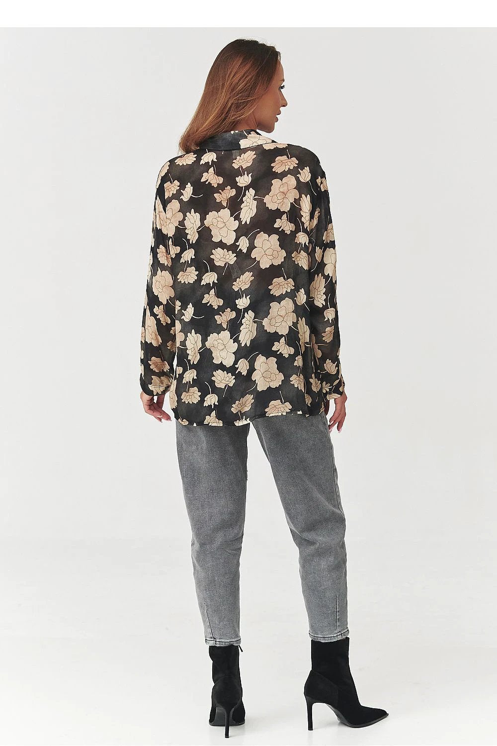 Makadamia Long Sleeve Shirt - Floral Lightweight Design for Office and Casual Wear by Makadamia