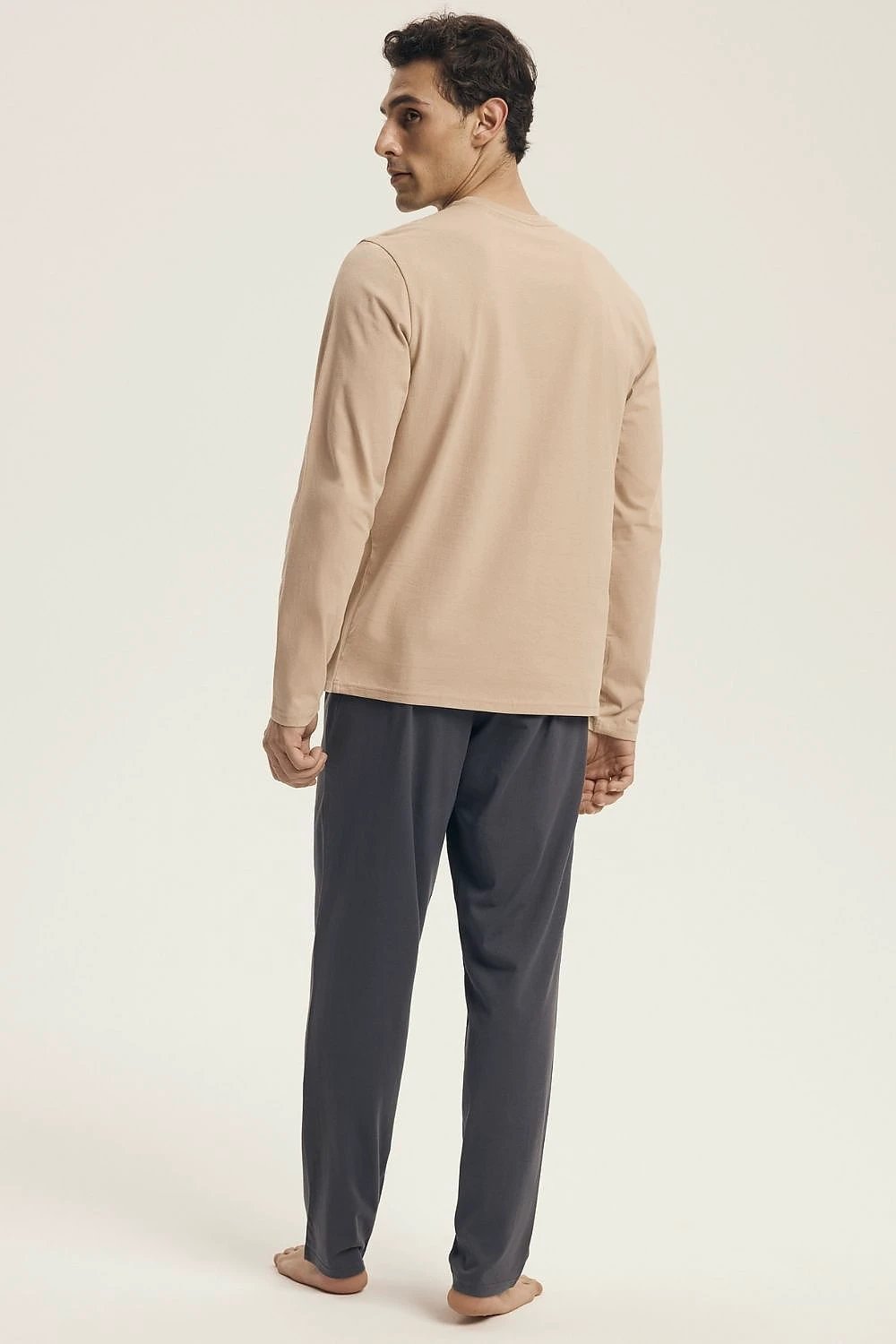 Henderson Men's Pyjamas - Comfortable Loose Fit with Long Sleeves and Modern Print for Relaxing by Henderson