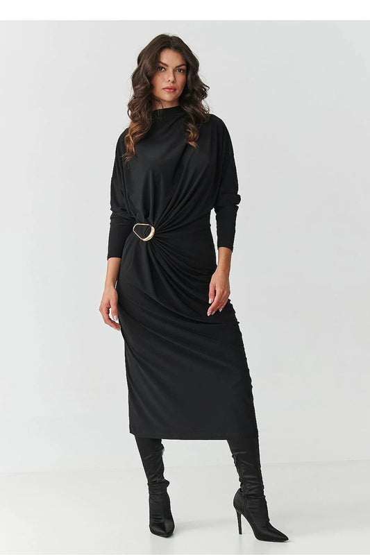 Makadamia Daydress Makadamia - Elegant Black Midi Dress with Ruching and Waist Buckle by Makadamia
