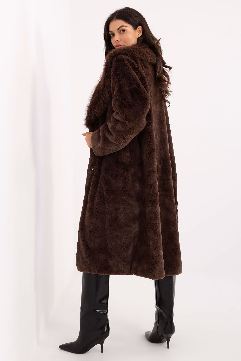 Coat Factory Women's Long Fur-Trimmed Coat - Elegant Winter Style with Fur Collar and Pockets by Factory Price