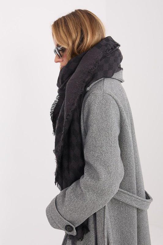 Shawl model 222301 AT