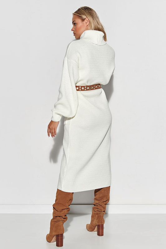 Daydress model 231018 Makadamia