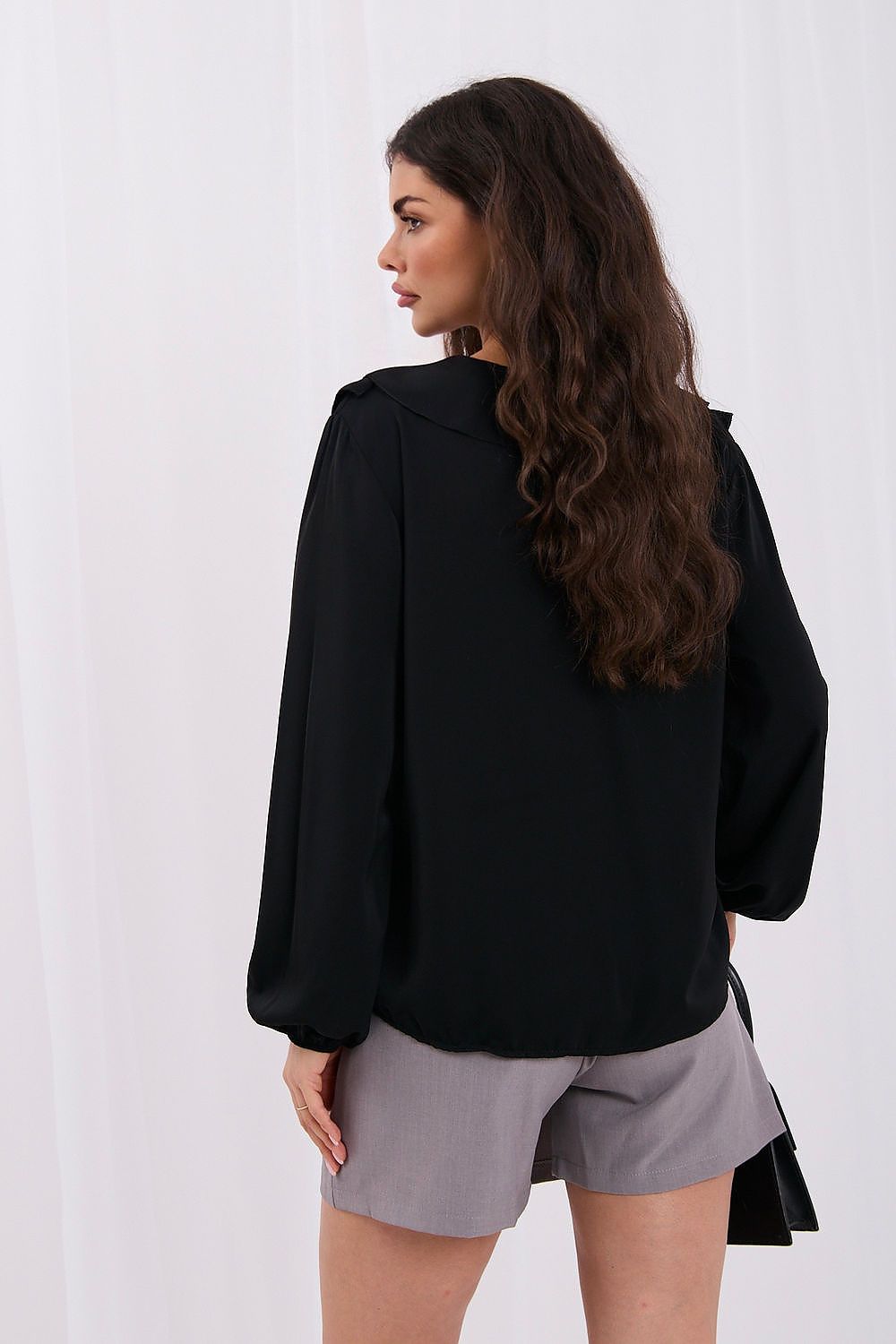 Blouse model 232115 Rue Paris