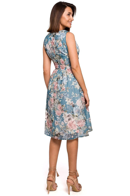 Stylove Daydress Model 144833 - Elegant Floral Chiffon Women's Dress with Deep Neckline and Belt by Stylove