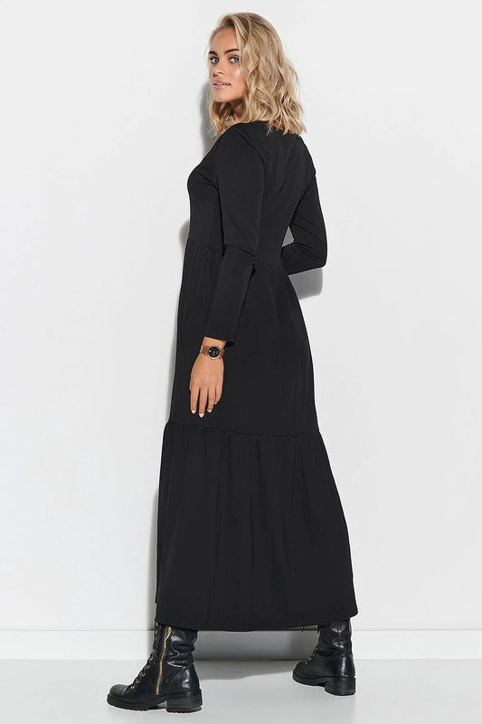 Makadamia Daydress Model 148871 - Flattering Heart Neckline Maxi Dress in Black by Makadamia