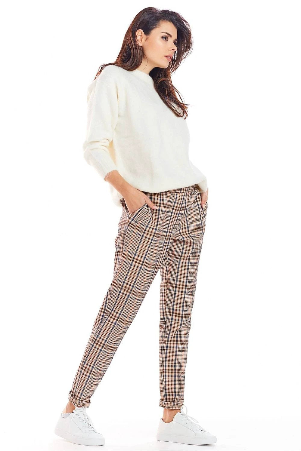 Women trousers model 148985 awama by awama