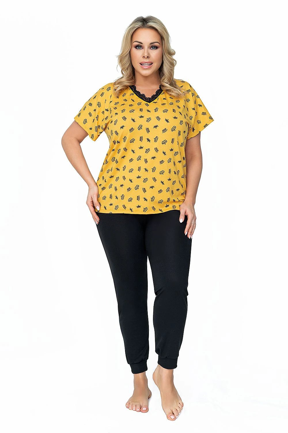 Donna Pajamas Queen - Soft High-Quality Viscose, Comfortable Cut and Eye-Catching Design for Plus Size Women by Donna
