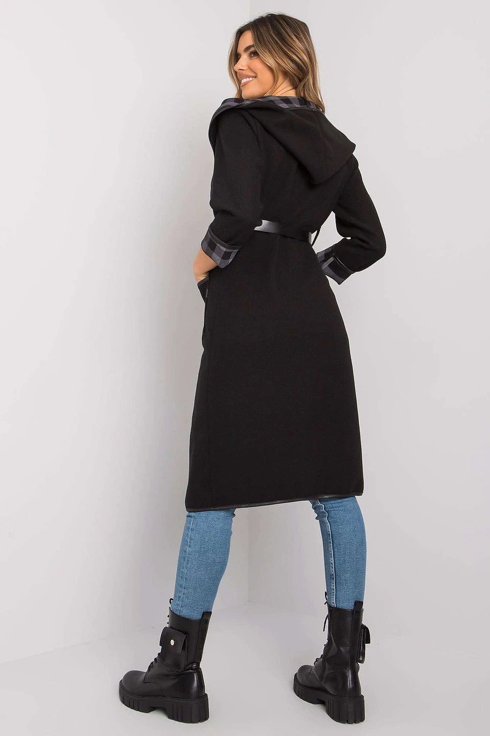 Coat model 160421 Italy Moda by Italy Moda