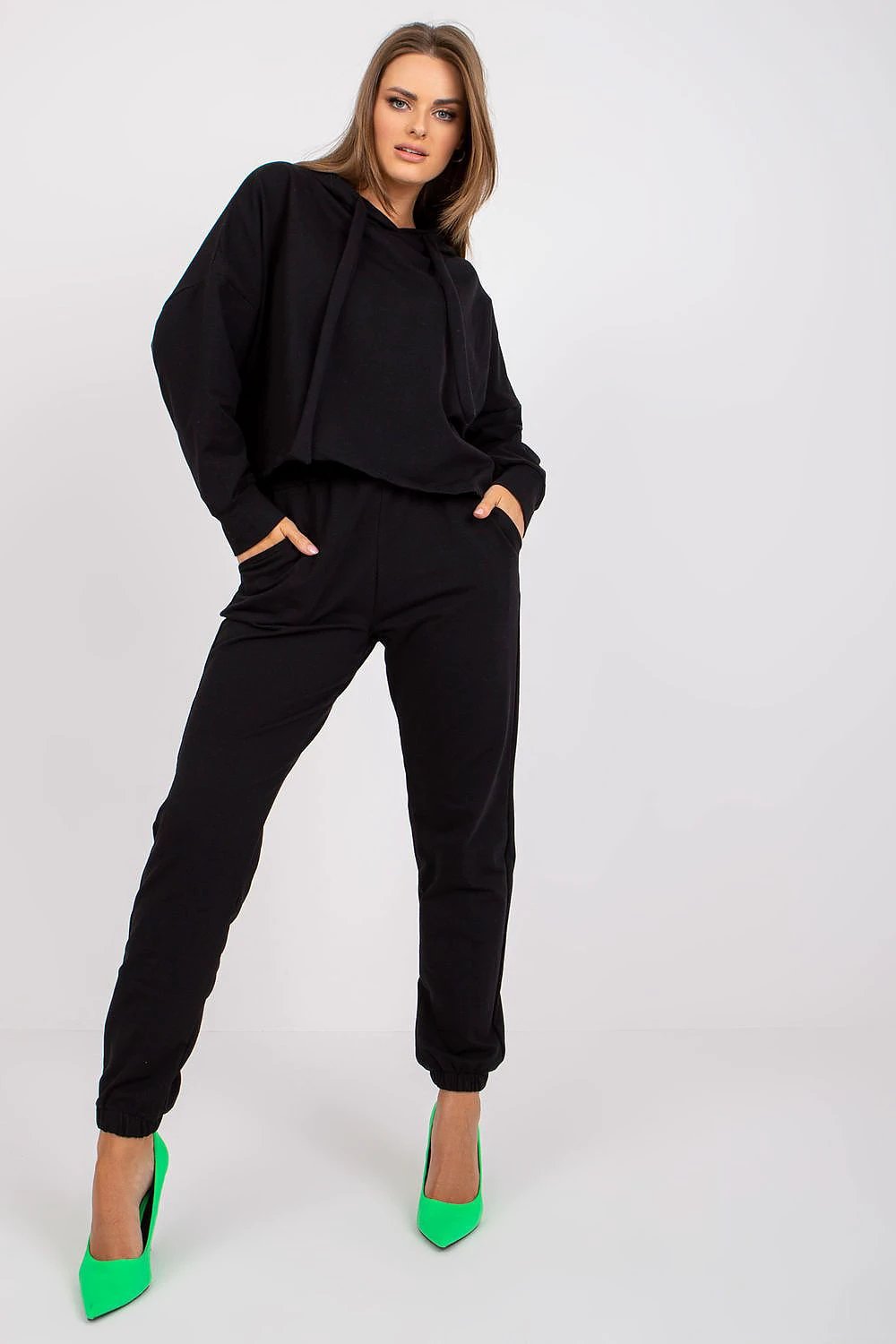 Set Relevance by Relevance