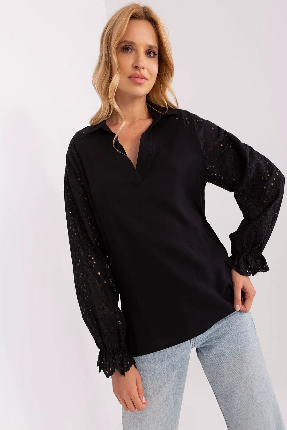 Blouse Lakerta by Lakerta