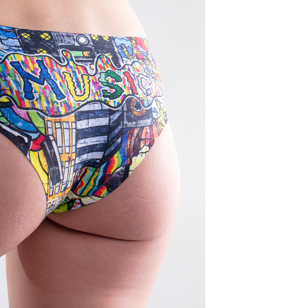 Memème Women's GRAFFITI Pug Panties - Ultra-Comfortable, Breathable Cotton, Stretchy Fit, Unique Designs