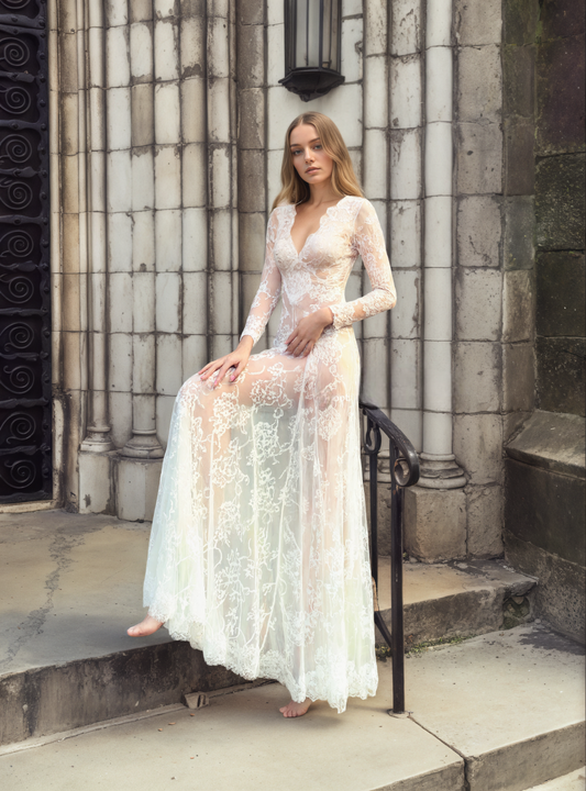 Emilia Tracery Long-Sleeve Floral Lace Bridal Robe