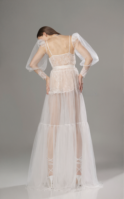 Elowen Veil Lace Puff-Sleeve Long Robe