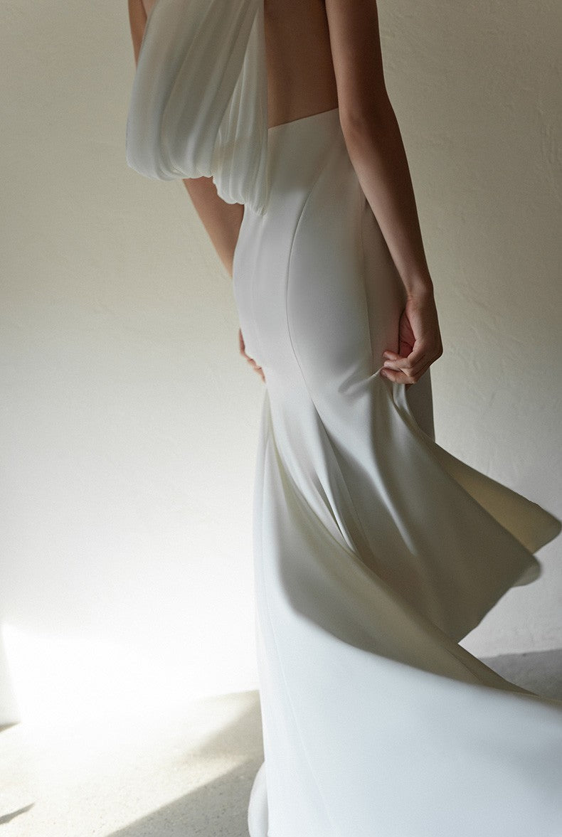 Aurette Line One-Shoulder Satin Wedding Gown