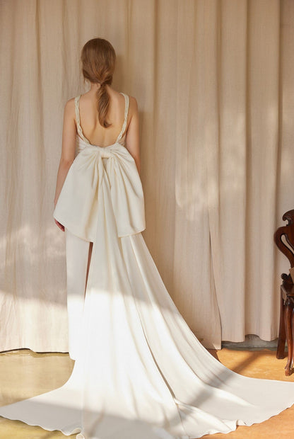 Vow in Motion Pearl-Detail Halter Bridal Gown