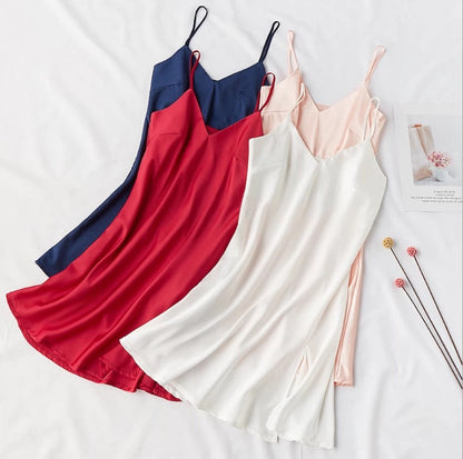 Soline Ease V-Neck Short Slip Nightdress