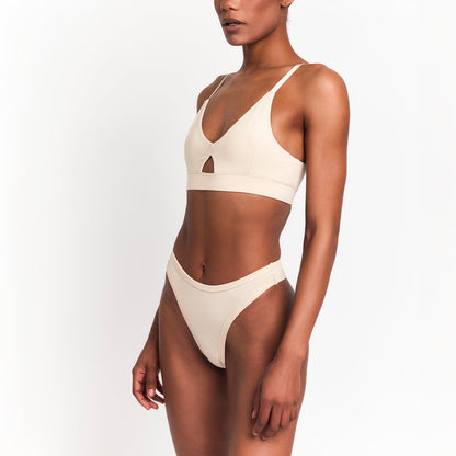 EcoWear Organic Egyptian Cotton Thong - Soft, Breathable and Moisture-Wicking for Sensitive Skin