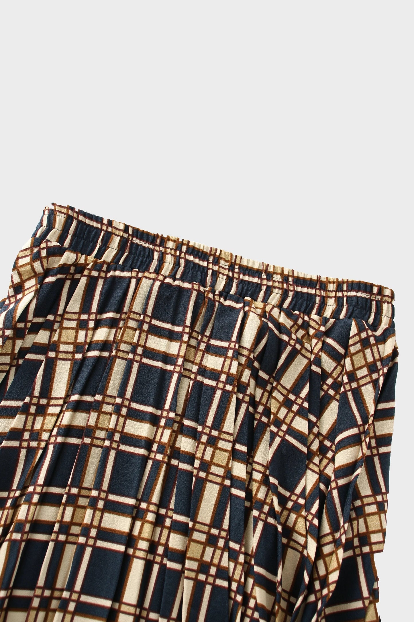 Covered Band Pleated Skirt-Navy Plaid by MIRAGE