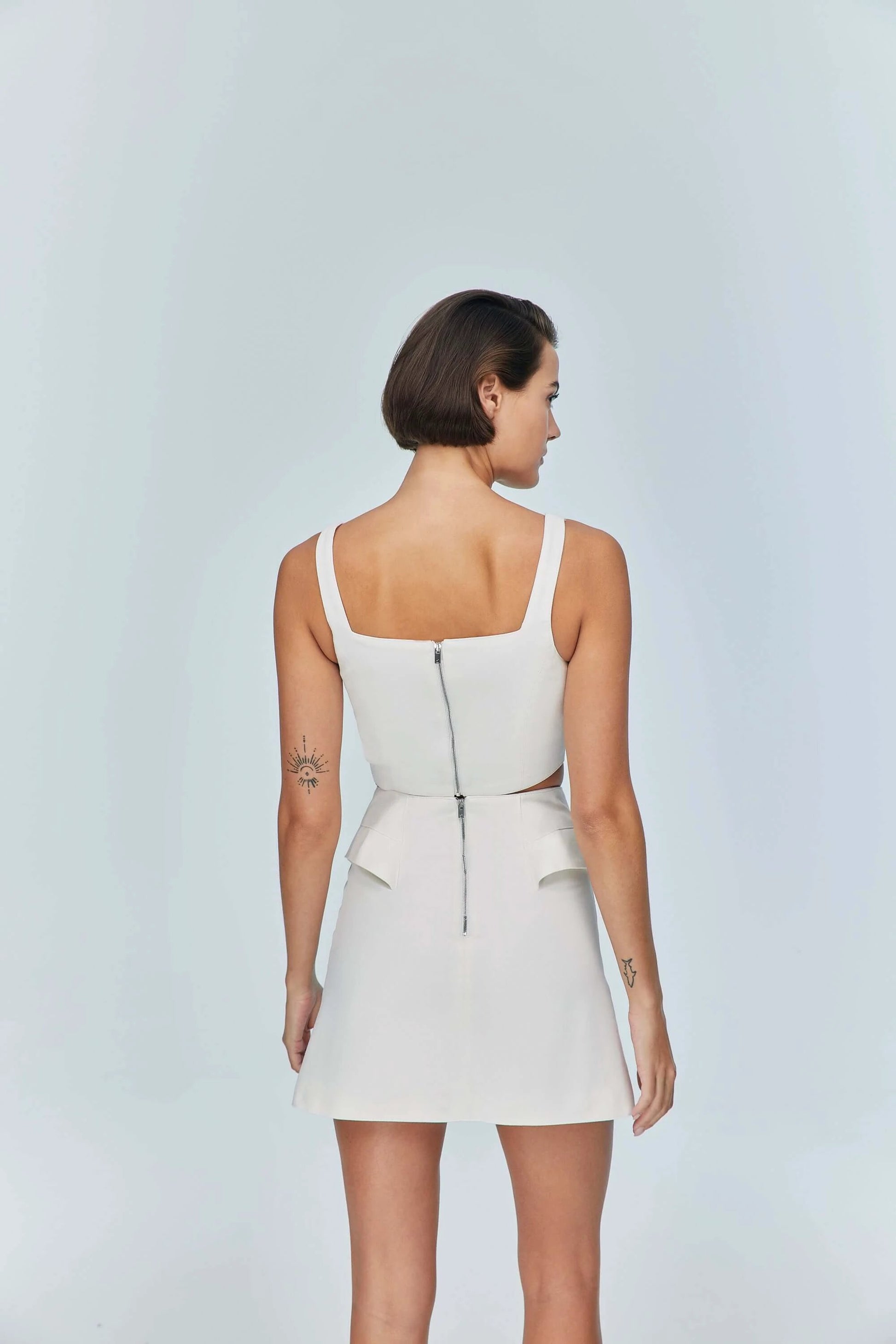 JENDUE Ron Crop Denim Top - Stylish White Asymmetrical Top by Jendue
