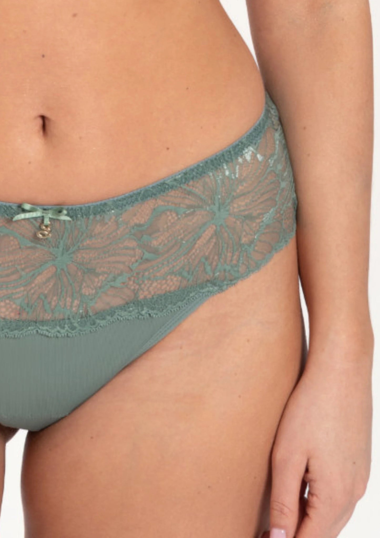 Samanta Mila Sage Lace Thong Panty