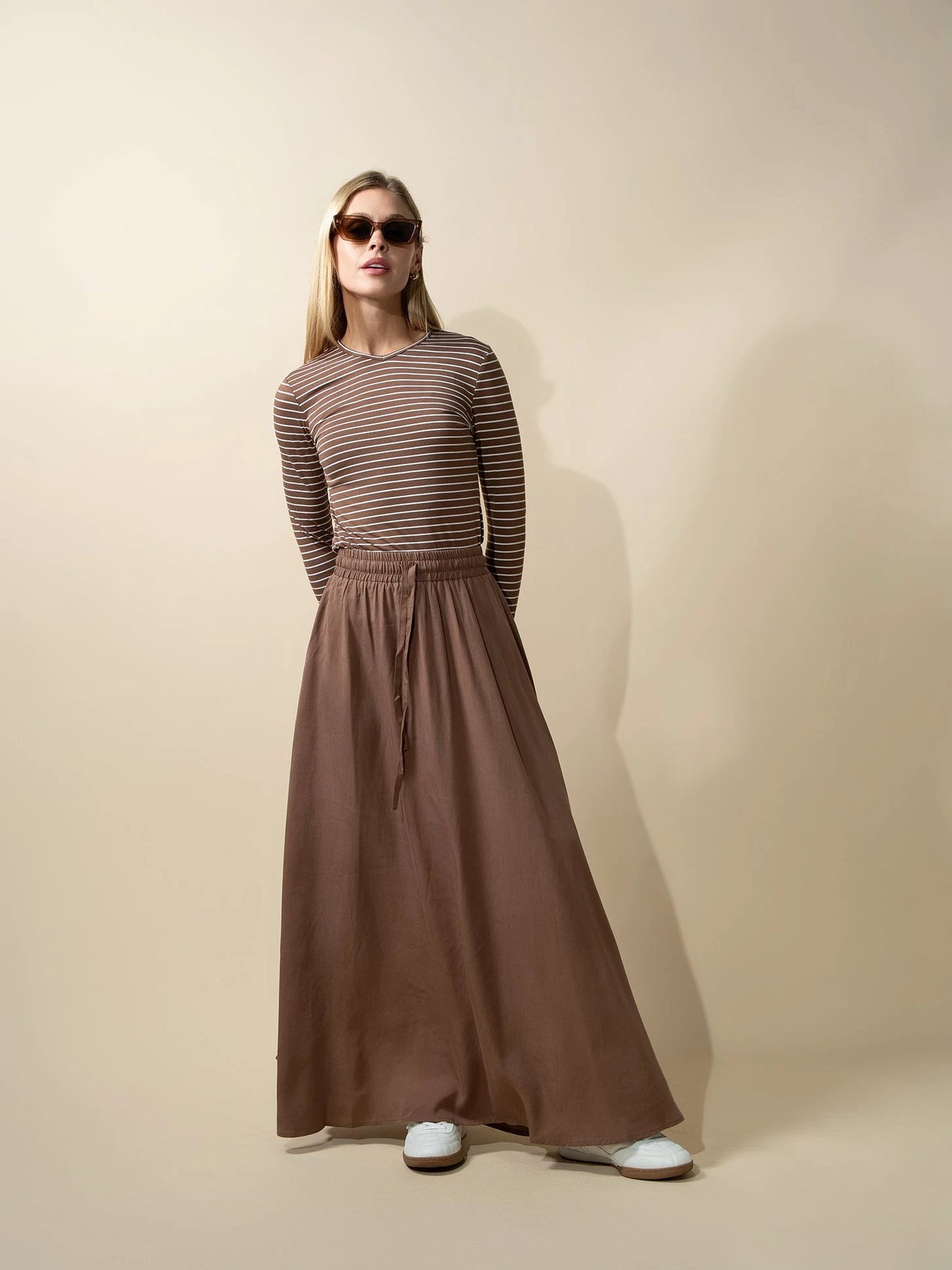 Drawstring Circle Skirt-Brown by MELI