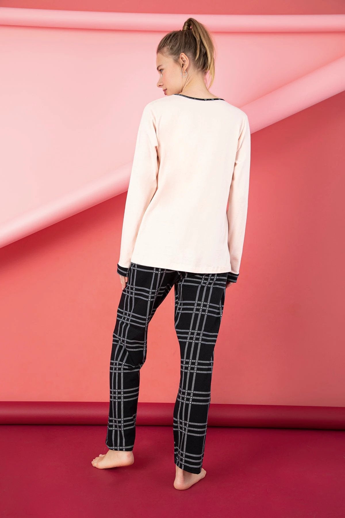 Women’s Junior Pajama Set 2-Piece Cotton Long Sleeve Top & Pants Heart Plaid Print by M.O.S