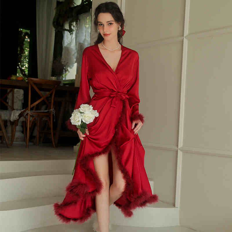 Vivian Poise Feather-Trim Satin Robe & Slip Set