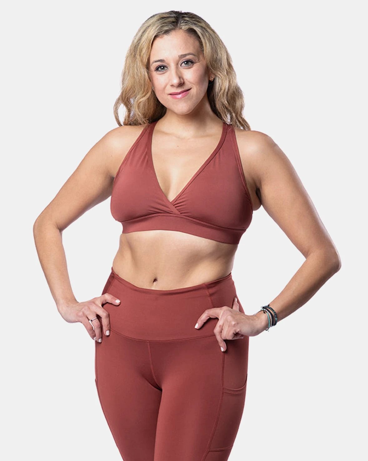 FaV Bra – Rooted by Handful