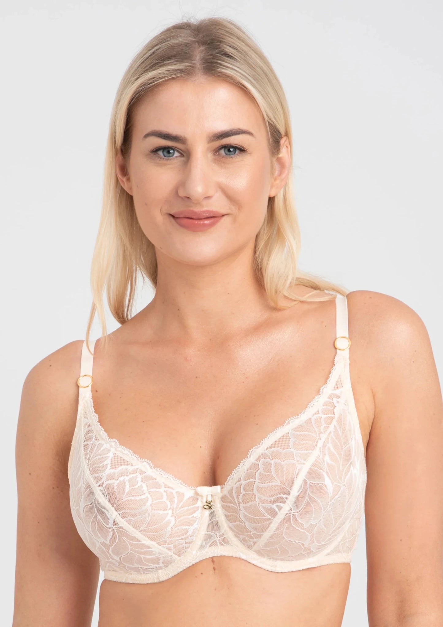 Soft Lace Underwire Bra Samanta Amelia Sponge Cake by Samanta Lingerie