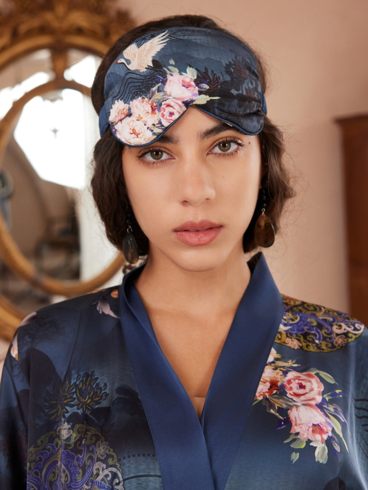 Garden Crane Kimono Robe – Blue — product view 20